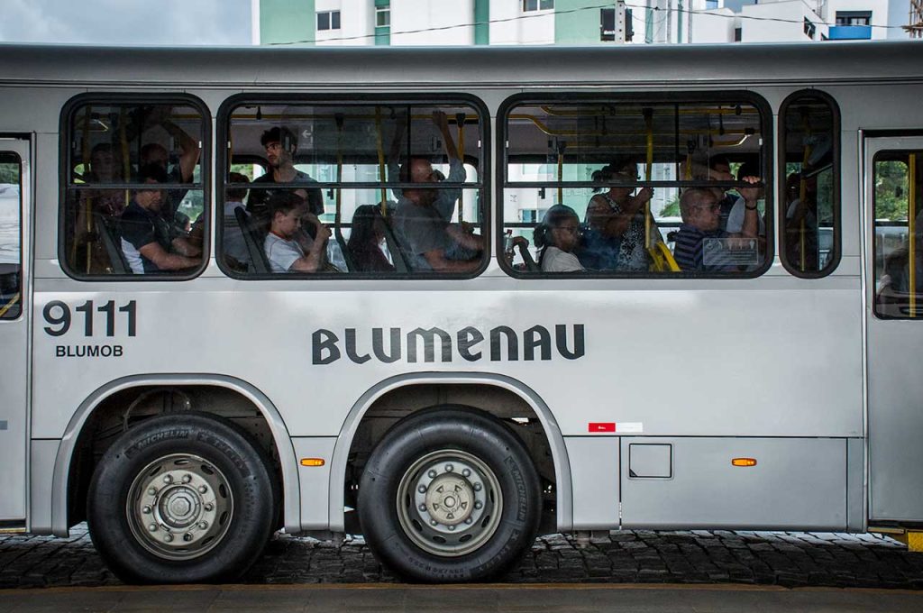 ônibus blumob transporte público