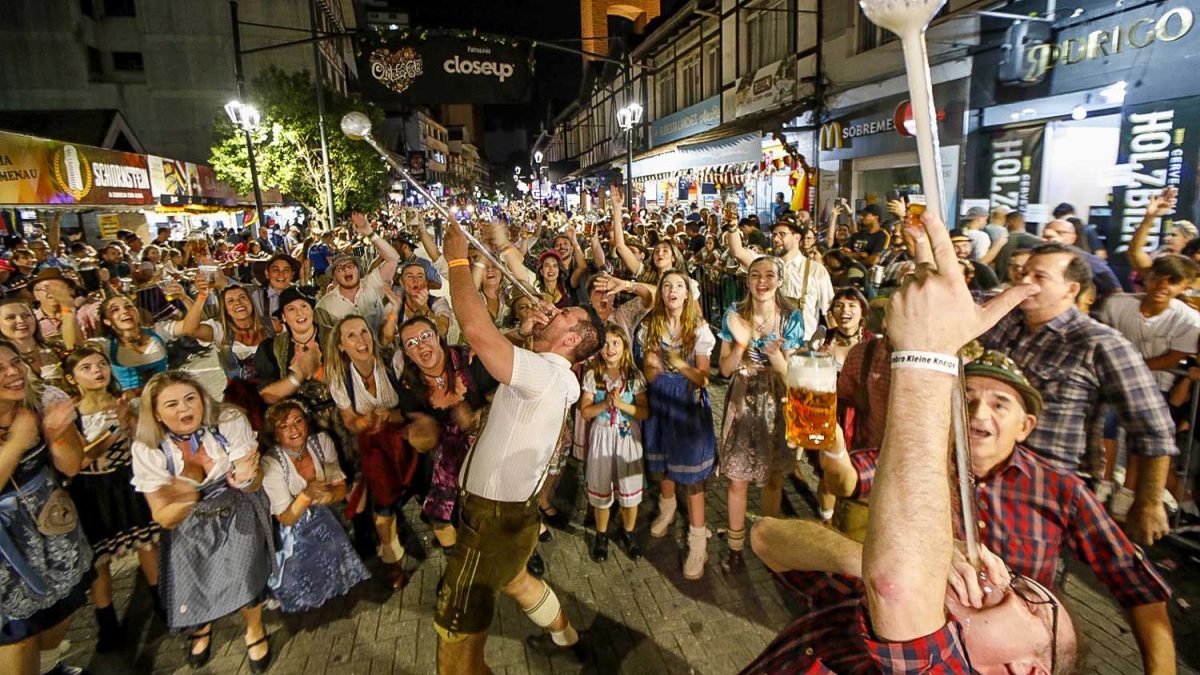 Transporte público em alta, limpeza urbana, morte no mar e Oktoberfest; o que você precisa saber nesta sexta