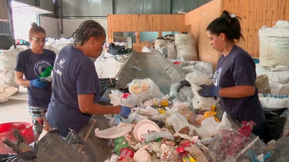 Itoupava Central cresce 35%, lixo reciclável, aeroporto maior e racismo; o que você precisa saber nesta quarta