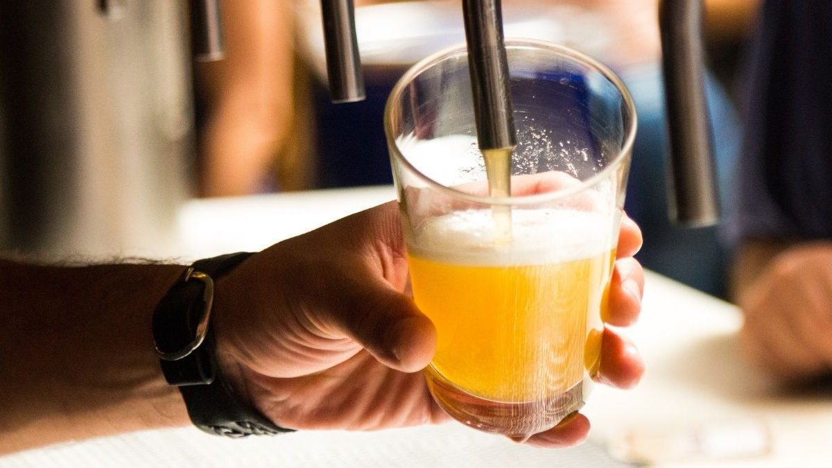 Criança desaparecida; festivais da cerveja; estádio de futebol; artes: o que você precisa saber nesta quinta