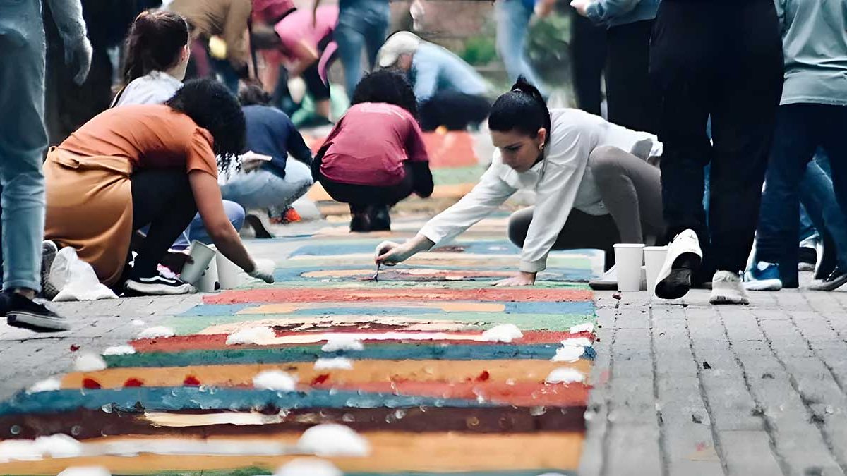 Corpus Christi; cobra de 3 metros; canal extravasor; morte no trânsito: o que você precisa saber nesta sexta