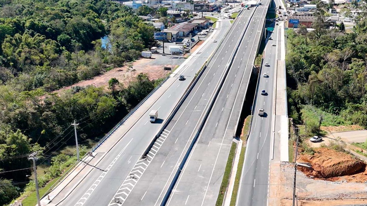 Demora na duplicação; reviravolta no esgoto; BEC e Metrô na Série B: o que você precisa saber nesta segunda