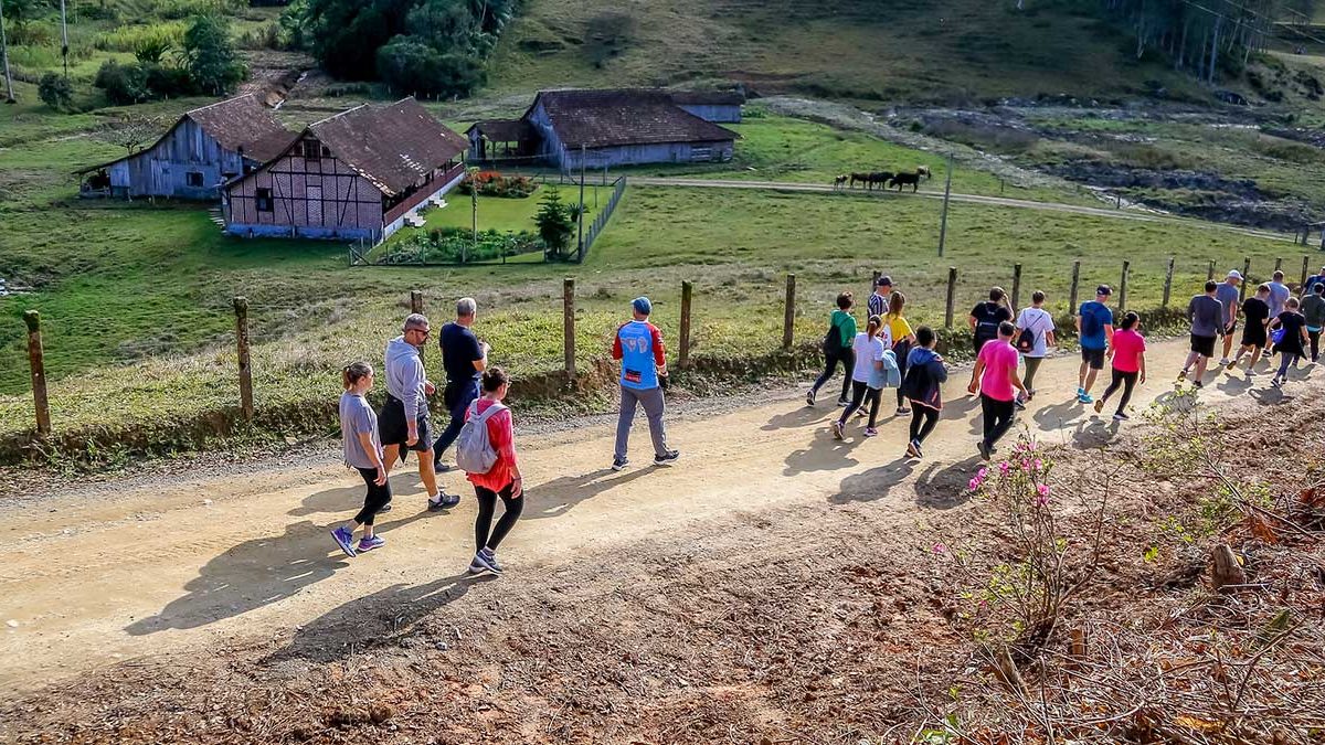 Fiscalização de ciclomotores; morte no trânsito; caminhada na Vila: o que você precisa saber nesta terça-feira