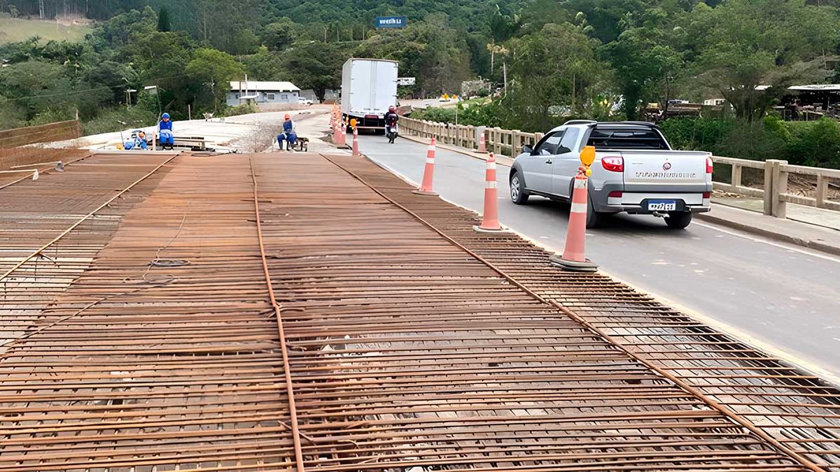 Liminar negada; ponte na BR-470; CPI do Esgoto; mudança de secretarias: o que você precisa saber nesta quinta