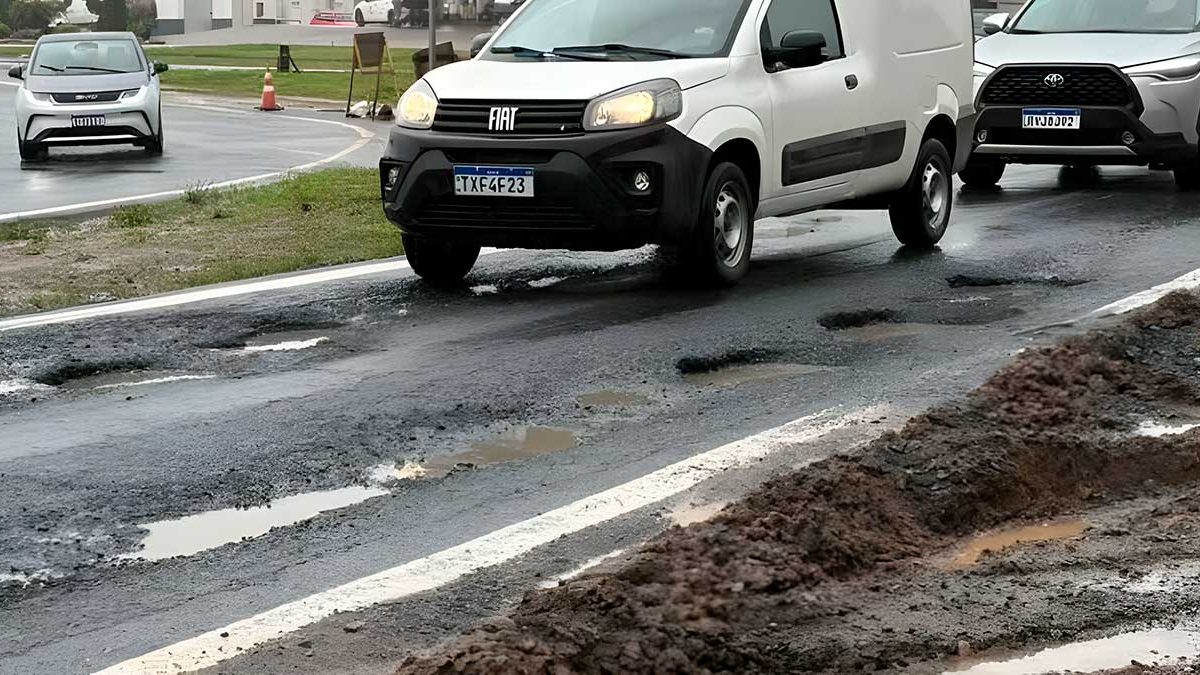 Buraqueira na BR-470; emergências na Oktober; salário de R$ 3,7 mil: o que você precisa saber neste “finde”