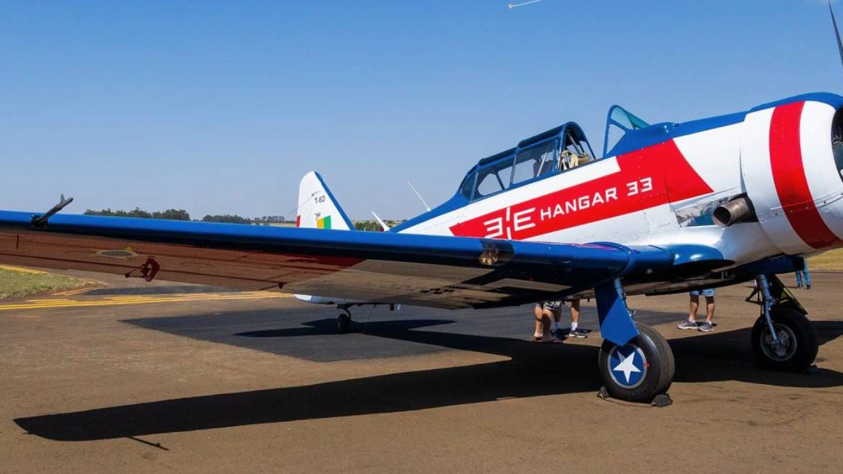 Creche inacabada; placas irregulares; aviões de guerra; cadela com 20 tiros: o que você precisa saber nesta quarta