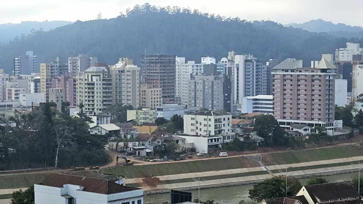 Isenções de IPTU; violência no Victor Konder; migrantes na duplicação: o que você precisa saber nesta terça