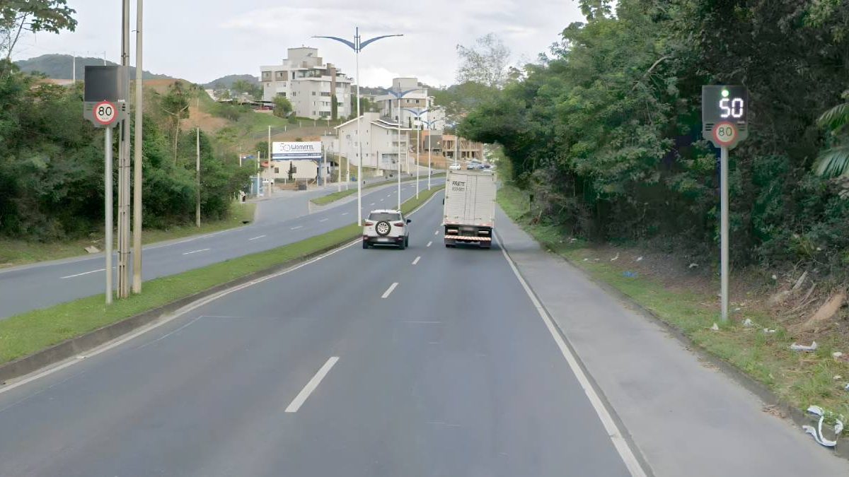 Novos radares; porco-espinho; outlet em Ilhota; cocaína em bunker: o que você precisa saber nesta sexta-feira