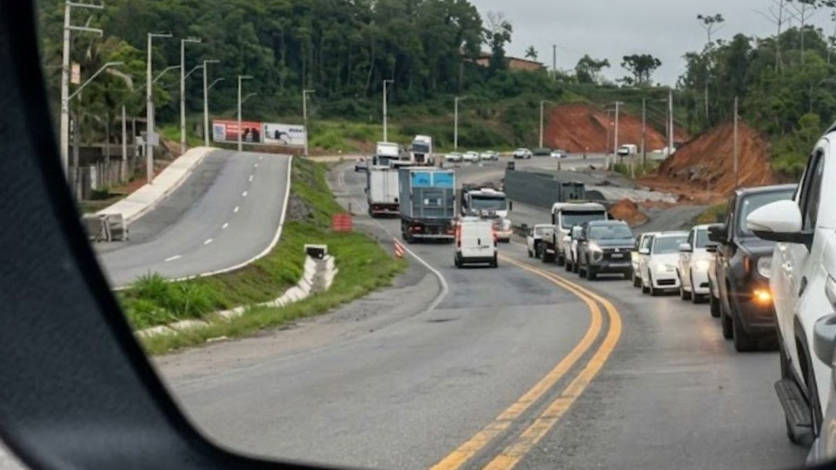 Duplicação da BR-470; limpa fios; falta de manutenção; comida na Oktober: o que você precisa saber nesta quinta