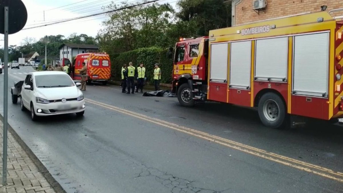 Morte no trânsito; transporte público; Oktoberfest; caça-níqueis: o que você precisa saber nesta sexta-feira